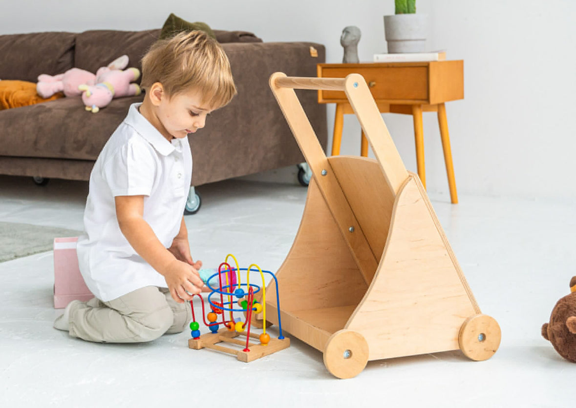 Lauflernwagen aus Holz – Sicheres Laufenlernen für Kleinkinder