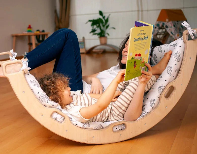 Montessori Holz Wippe mit Gratis Kissen